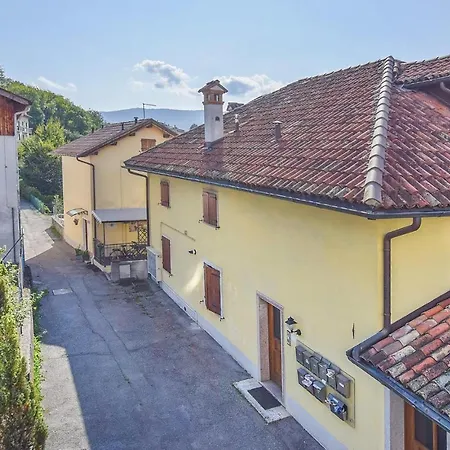 Stunning In With 1 Bedrooms And Wifi *