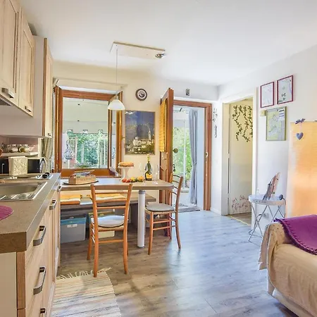 Stunning In With 1 Bedrooms And Wifi * Μπελούνο