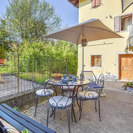 Σπίτι διακοπών Stunning In With 1 Bedrooms And Wifi *